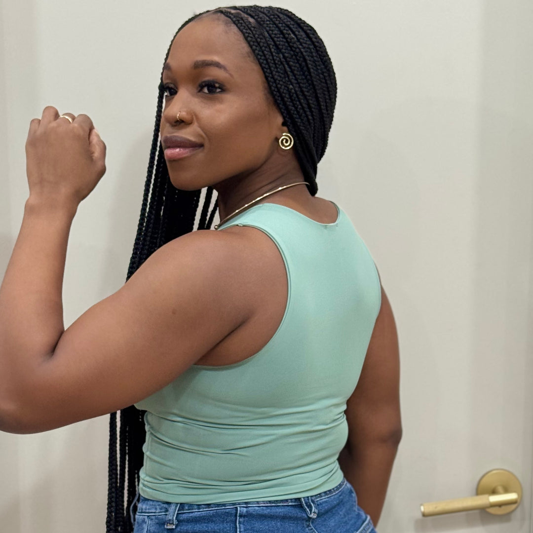 On Cue sleeveless basic top