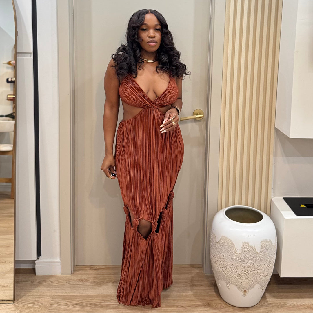 Barefoot Escape pleated maxi dress