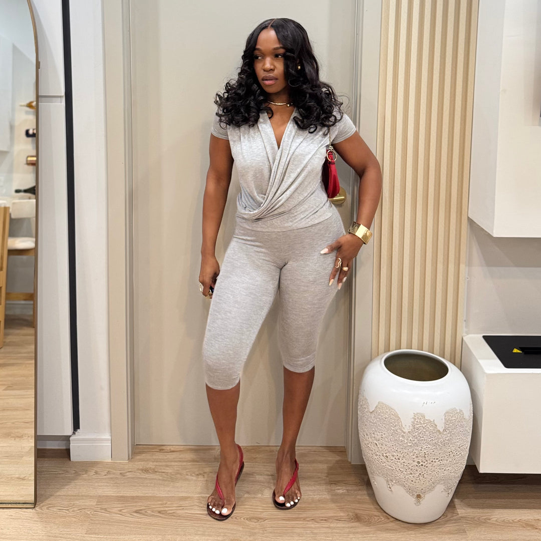 Onda draped capri set
