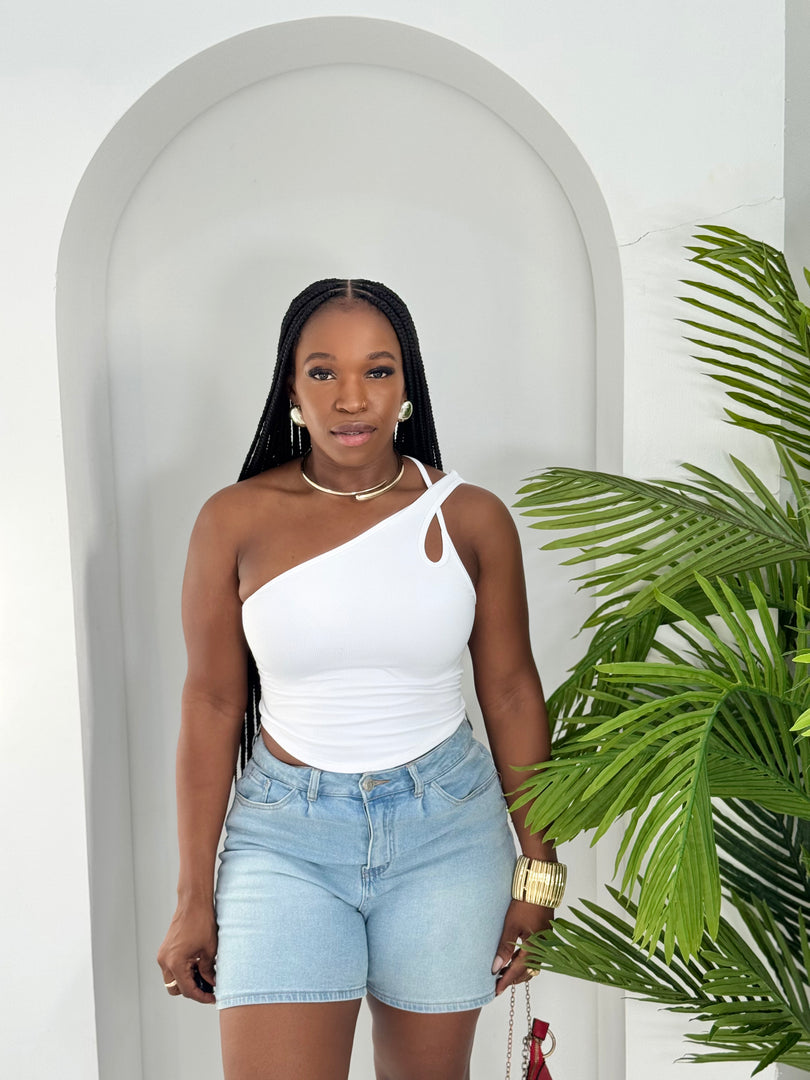 Sweet cut cropped top